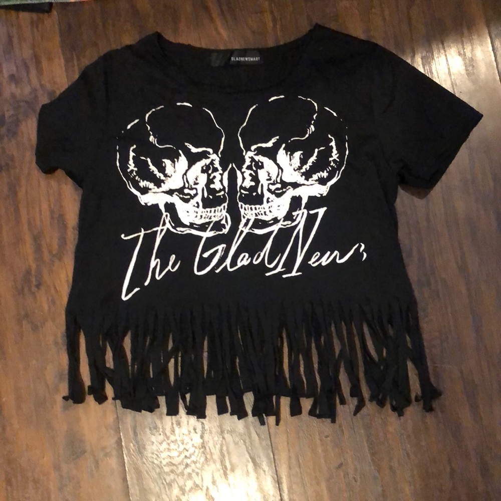 Black grunge fringe short sleeve top